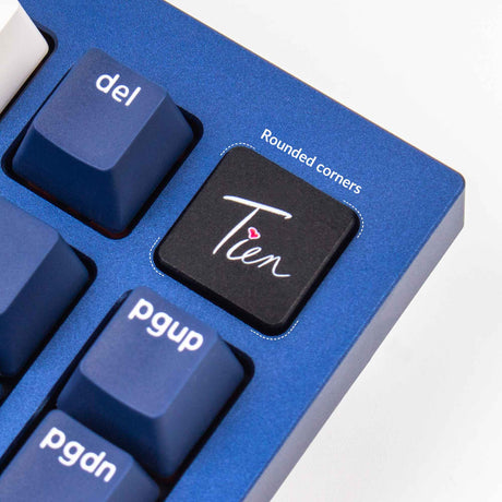 Custom badge with rounded corners for Keychron QMK Q series keyboards